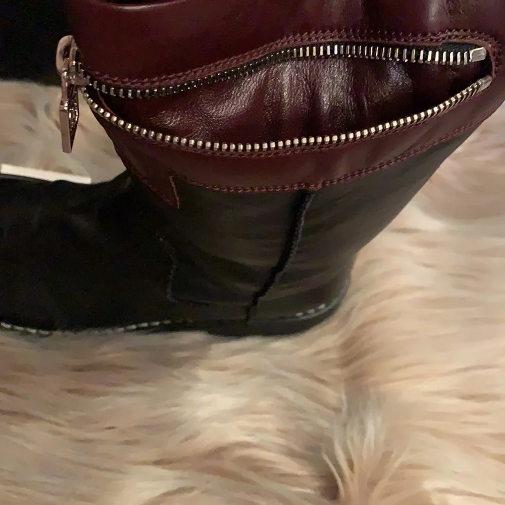 New Chanel Boots - Picture 14 of 17